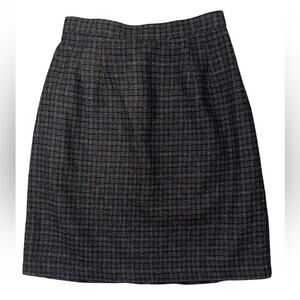 Mini Plaid Wool Polyester Red Gray Black Mini Skirt VTG Womens Size 6 Schoolgirl